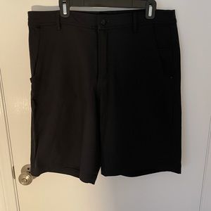 Large lululemon shorts